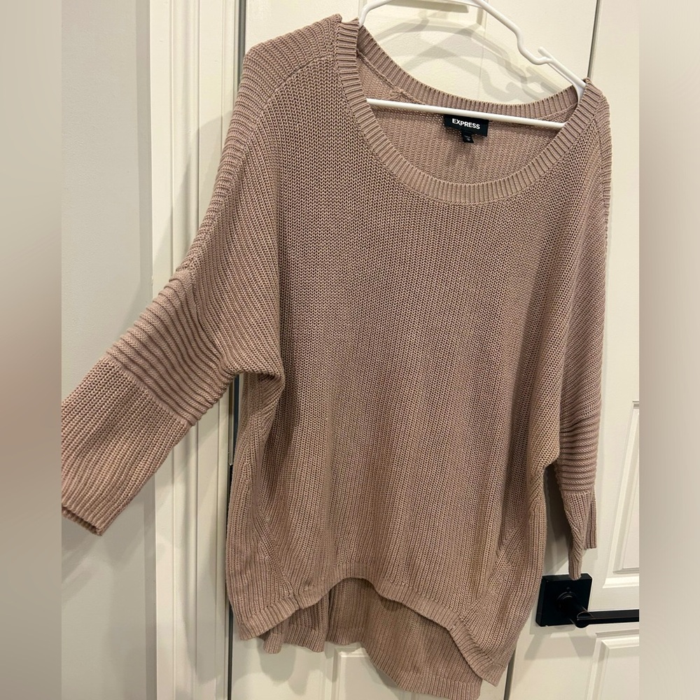 Express Deep Crew Neck Beige Oversized Sweater Size Medium